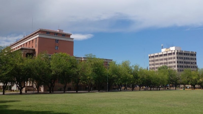Zonda en precordillera y ascenso de la temperatura en Mendoza